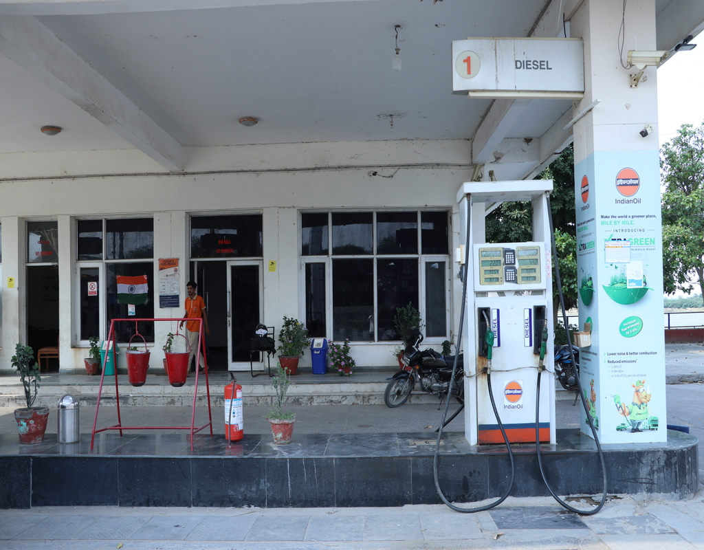 IndianOil - Arya Nagar, Hisar